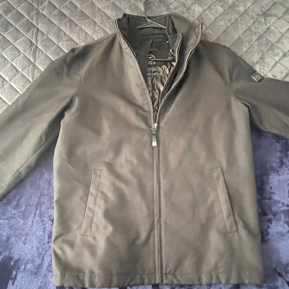Men’s TUMI jacket.